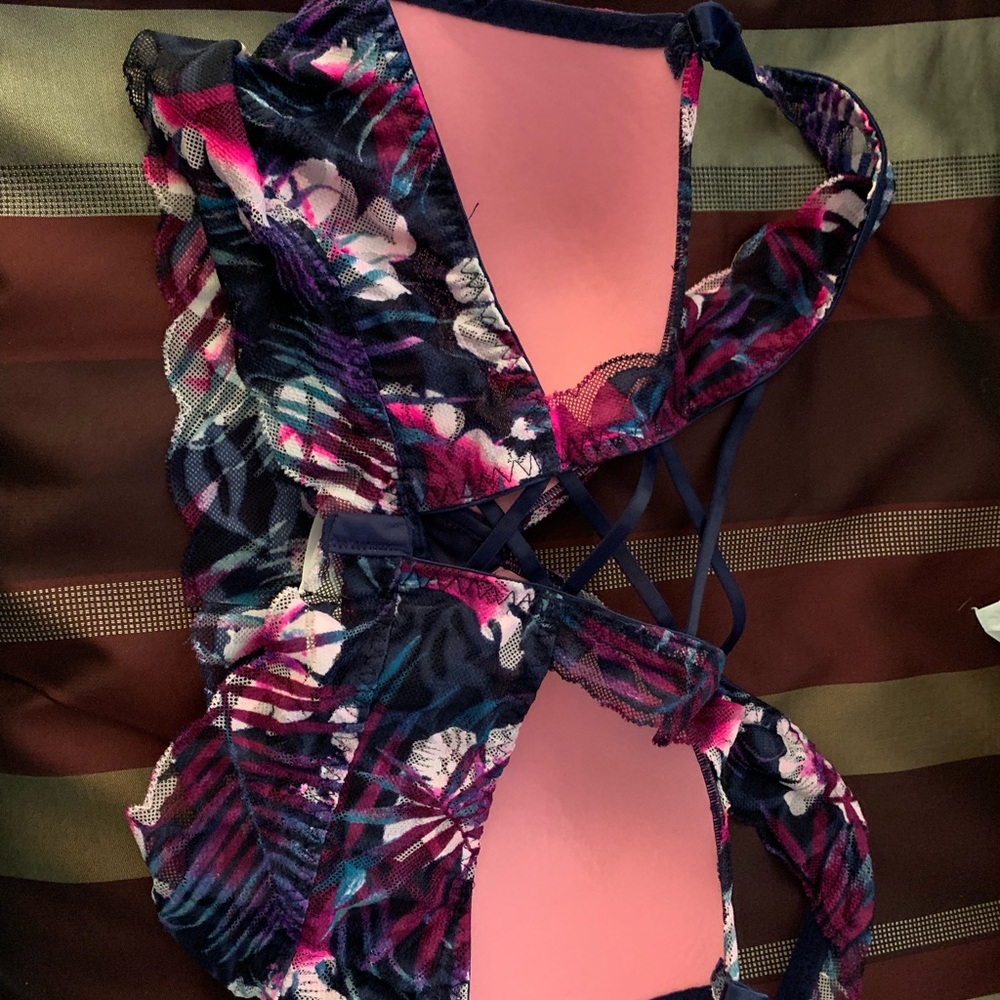 Bra - Picture 2 of 3